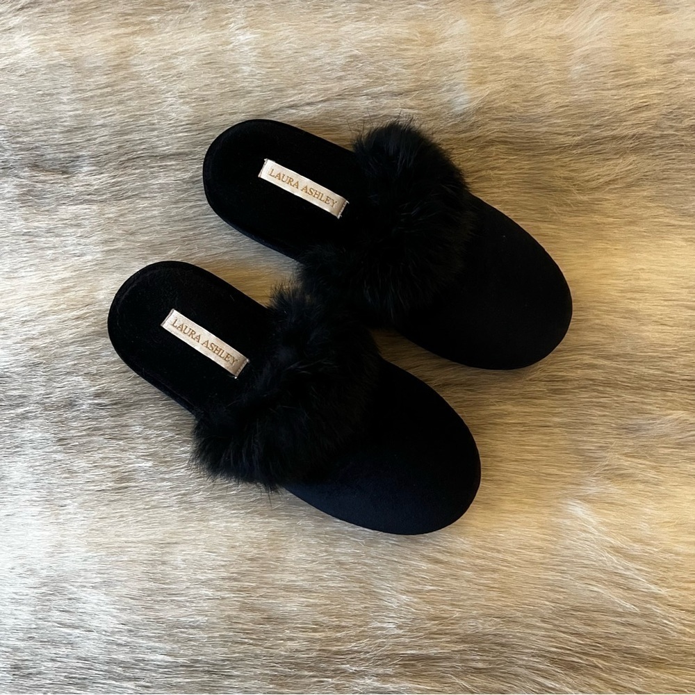 Vintage LAURA ASHLEY Black Velveteen Furry Slippers Bedroom House Shoes S 5/6